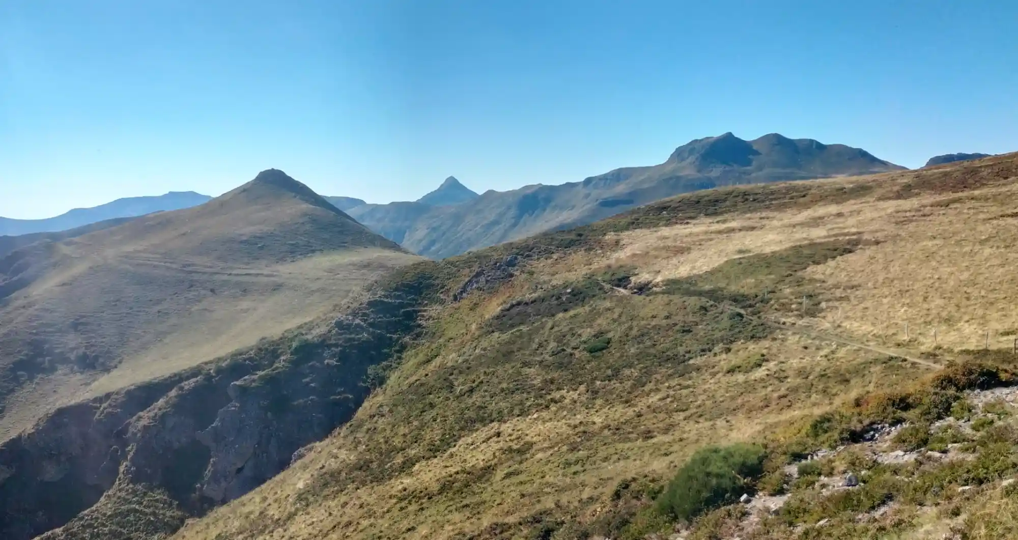 Photo du Téton de Vénus dans le Cantal.