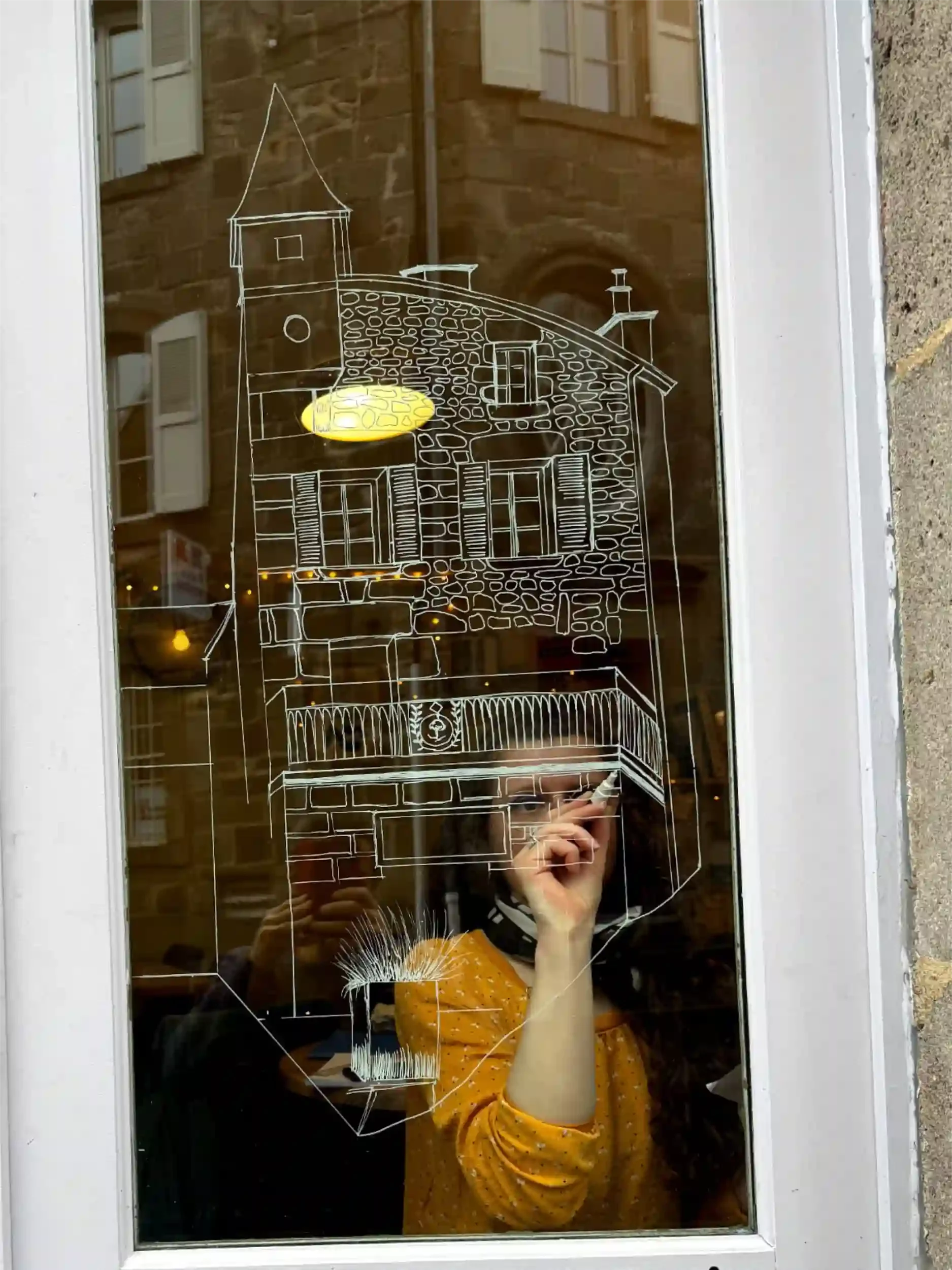 Fresque sur vitrine du Très Petit Café, Murat (Cantal 15)